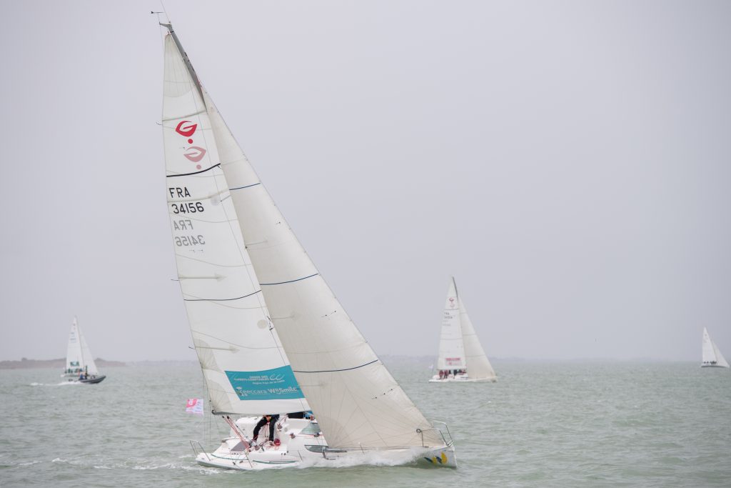 Photo d'un bateau à voile de la 34ᵉ édition du Challenge Voile